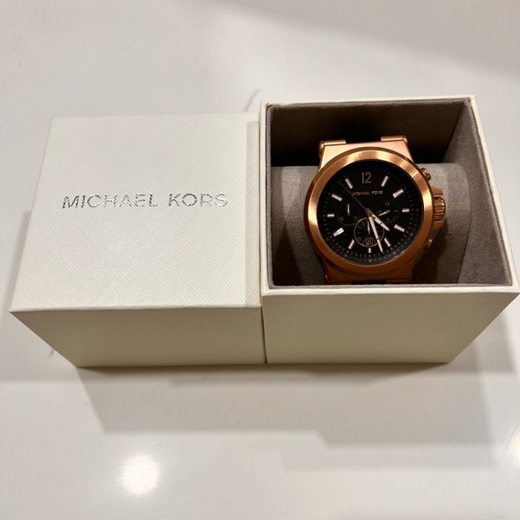 Men’s Michael Kors Oversized Dylan Watch in Rose Gold & Black - Picture 5 of 15
